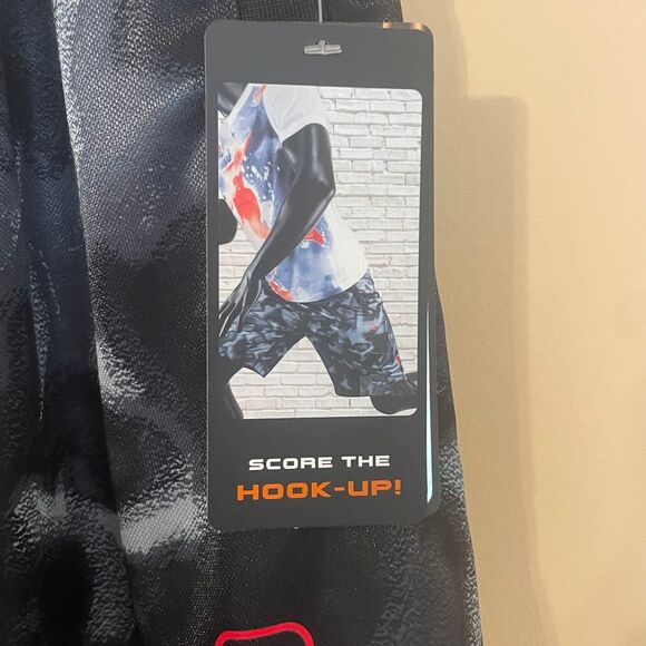 NWT and1 men’s basketball shorts 10” inseam size small - Picture 2 of 5